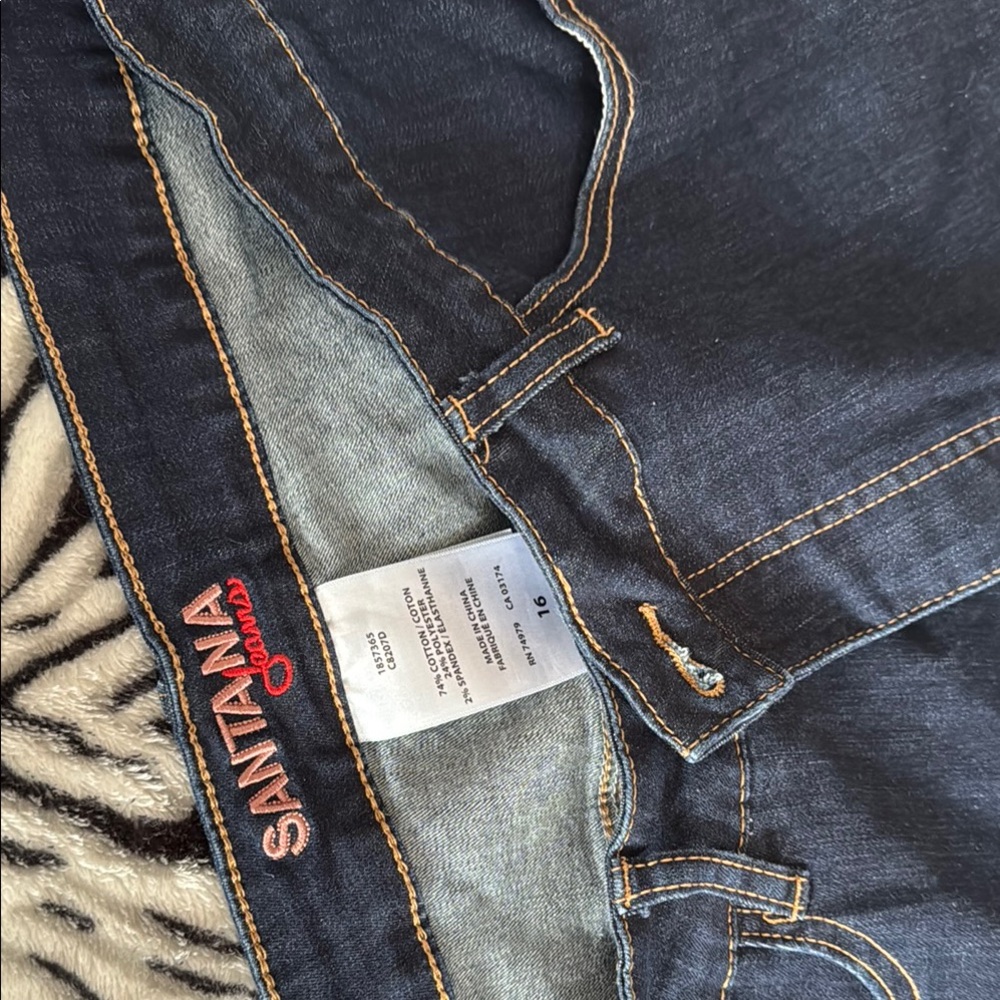 Carlos by Carlos Santana Blue Boot Cut stretch Jeans with Classic Stitching